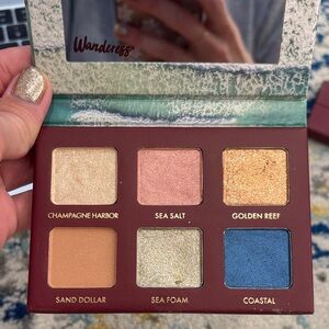 Wander Wanderess Eyeshadow Palette - Champagne, Gold, and Blue Shades